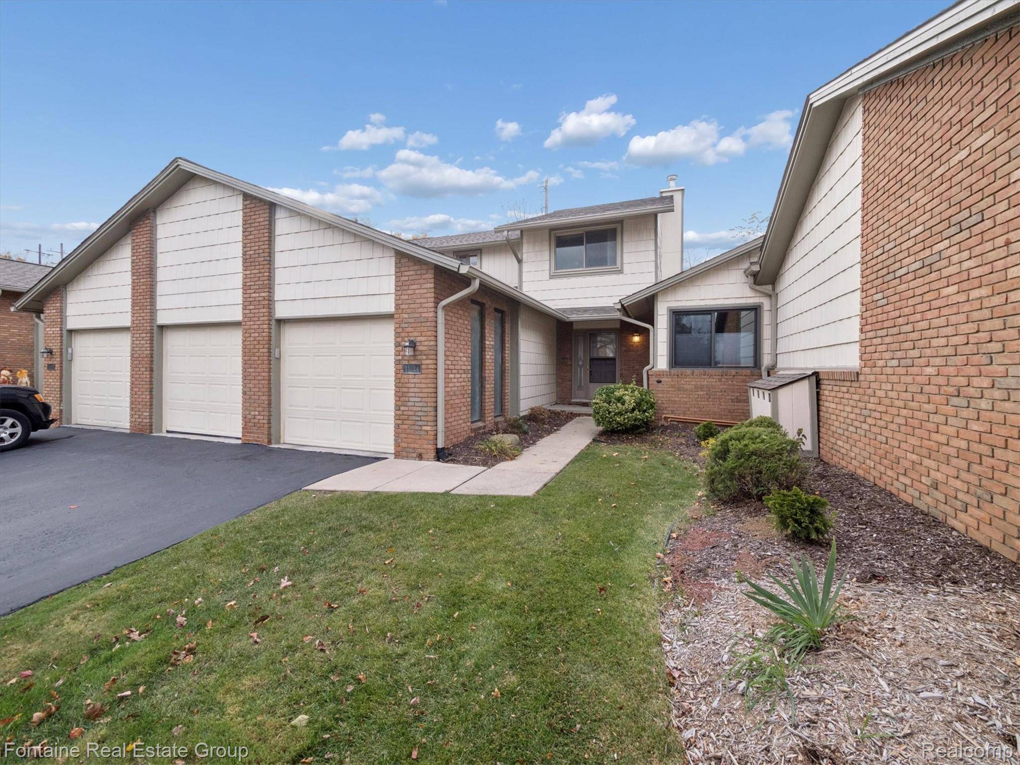 48124 Colony Farm CIR, Plymouth, MI 48170
