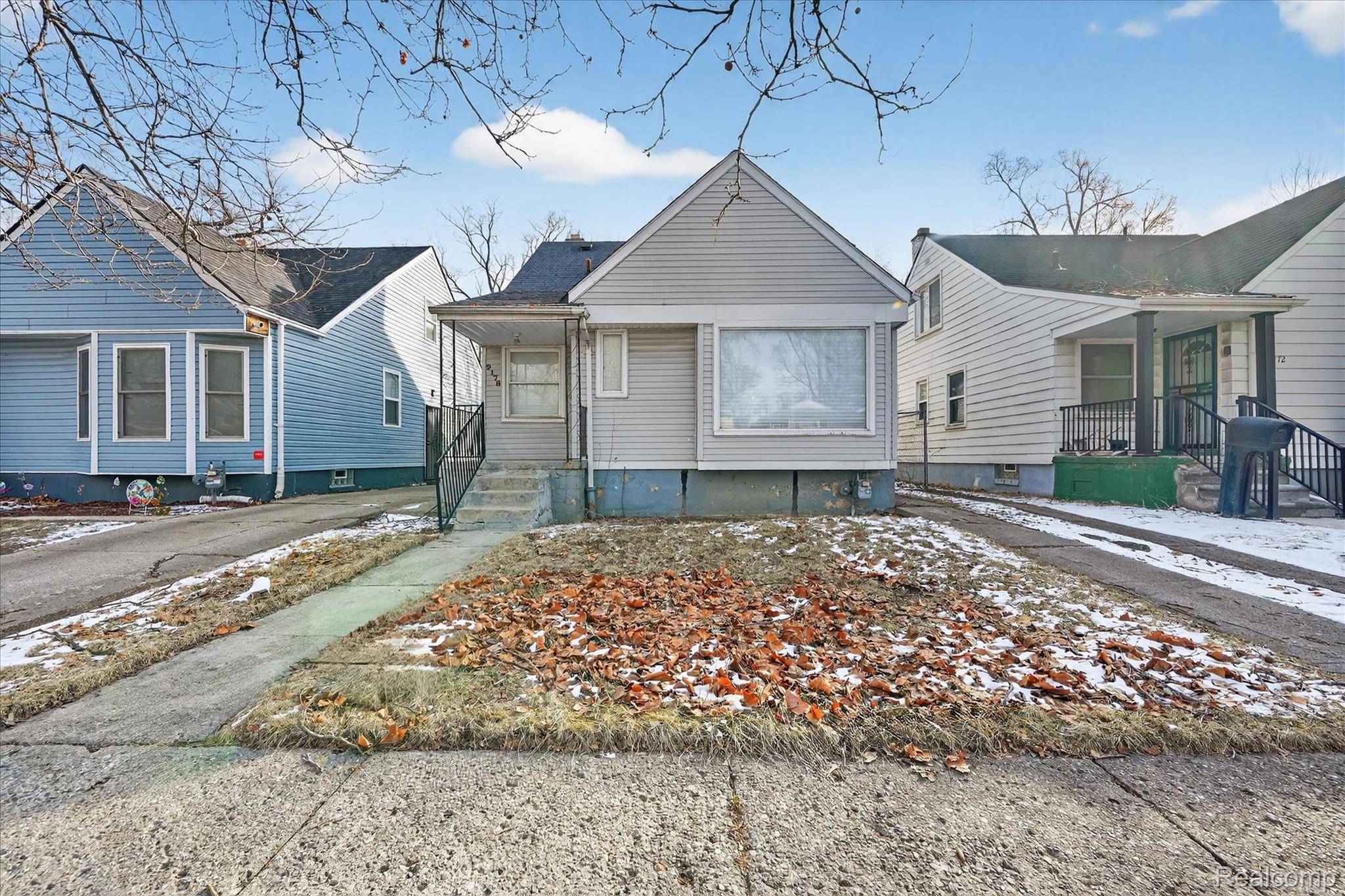 9178 Sussex ST, Detroit, MI 48228