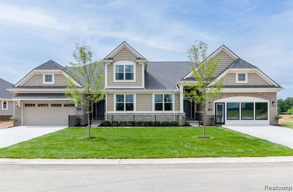 3923 Chatham PL #105, Brighton Township, MI 48114