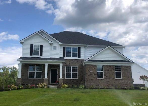 22273 Hilda LN, Lyon Charter Township, MI 48178