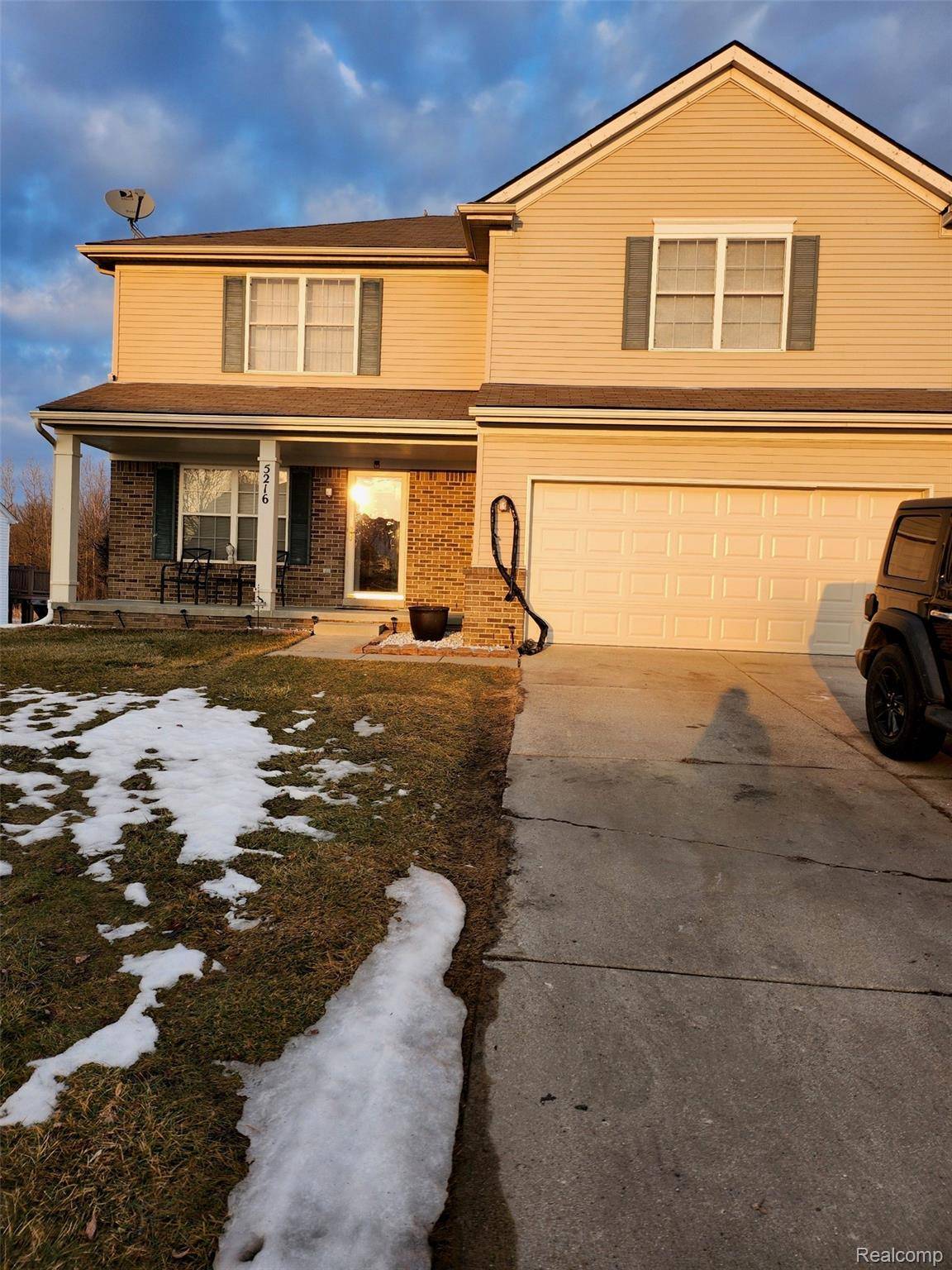5216 Northwood RD, Grand Blanc Charter Township, MI 48439