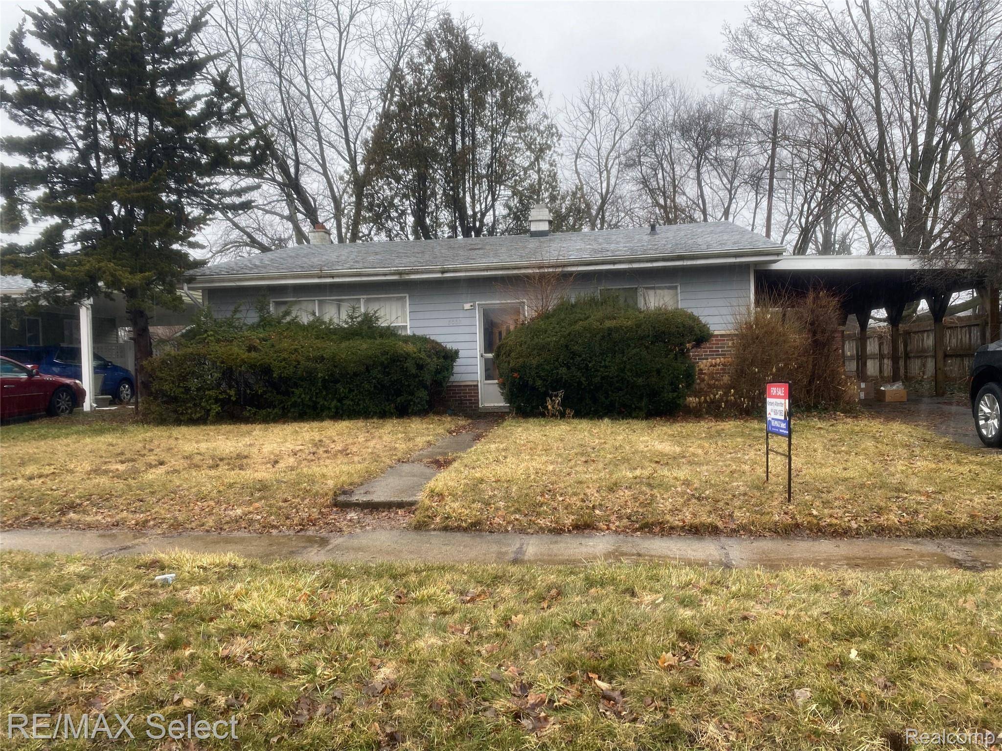 5008 Southgate AVE, Lansing, MI 48910