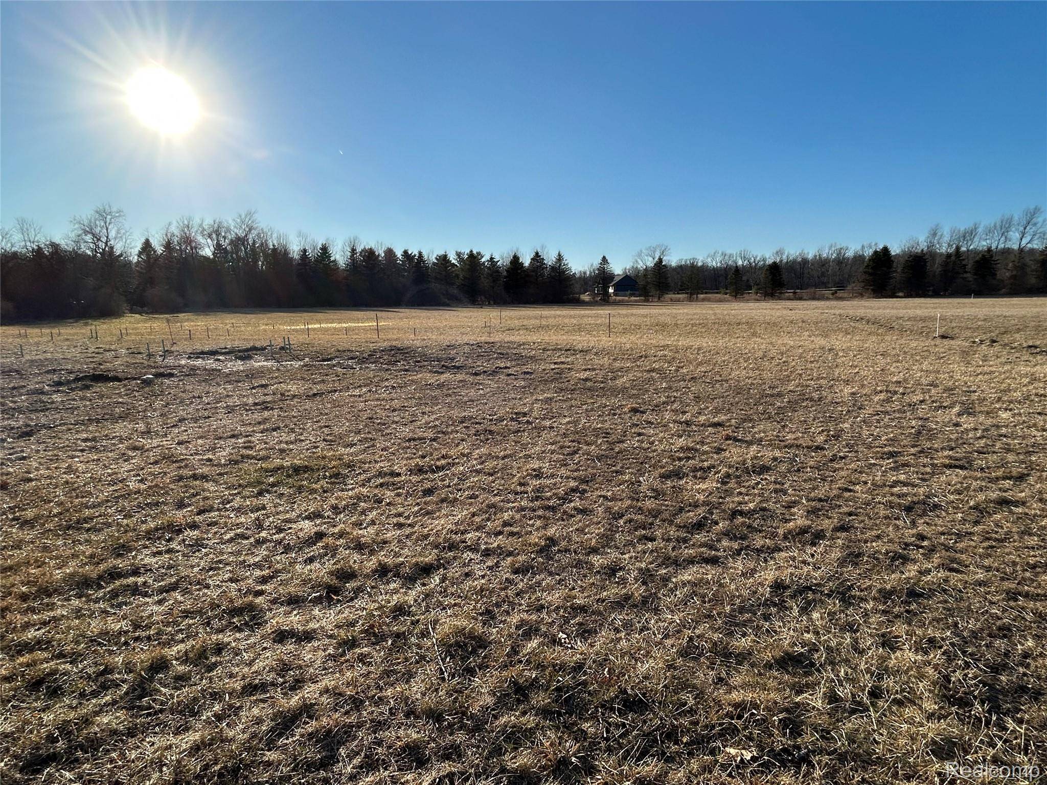 4633 Rosy DR, Leonard Village, MI 48367