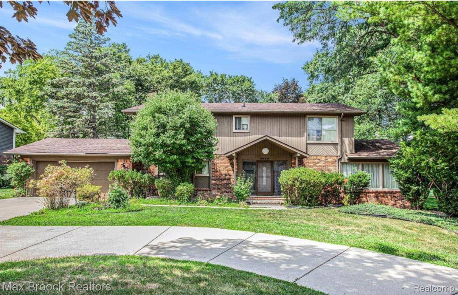 5622 Powder Horn DR, West Bloomfield Charter Township, MI 48322