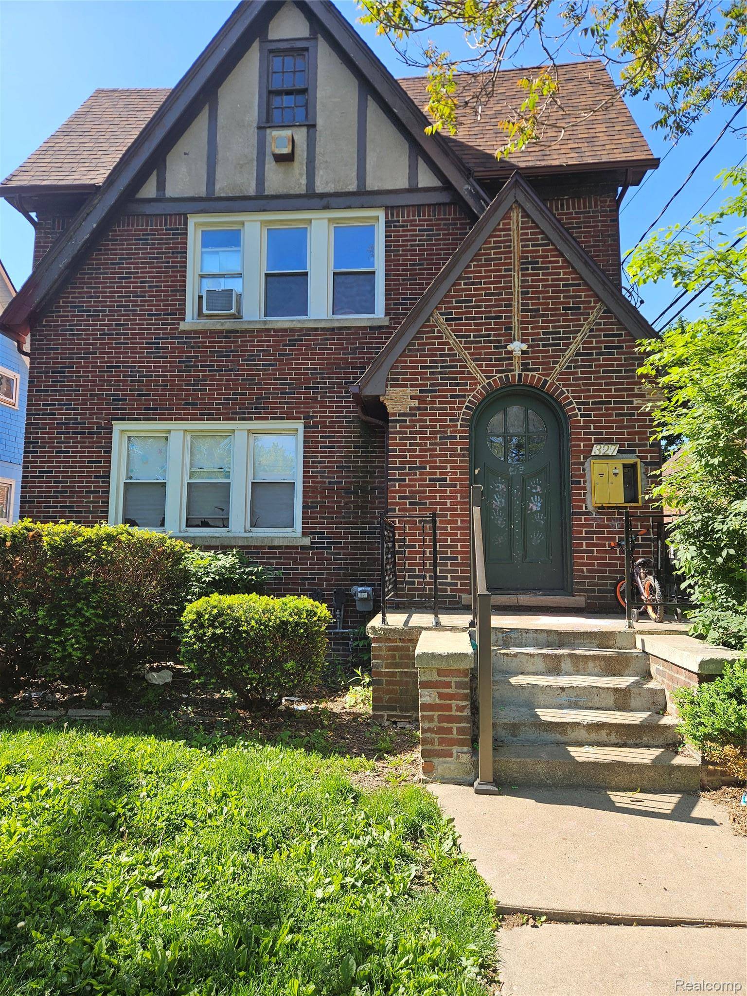 327 Liberty #3 ST, Pontiac, MI 48341
