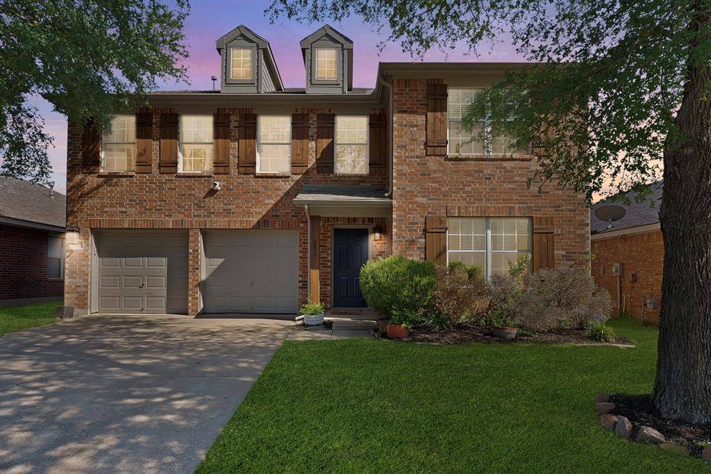 2827 Grandview Drive, Grand Prairie, TX 75052