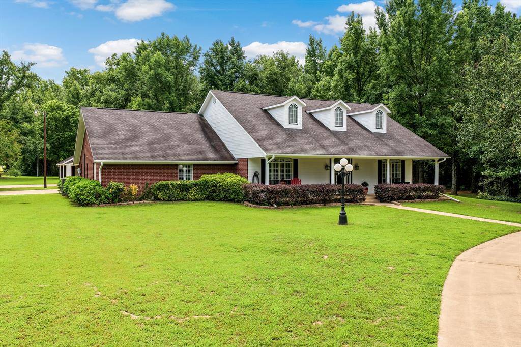15 County Road 3244, Mount Pleasant, TX 75455
