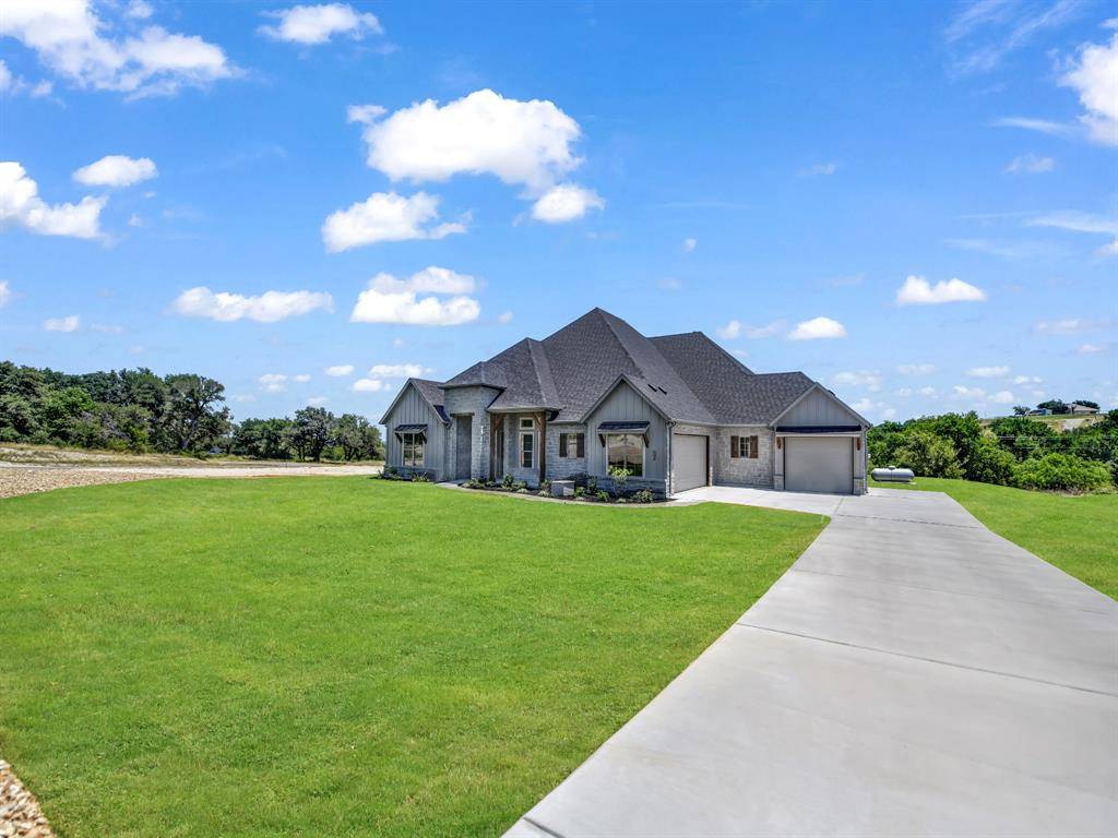 320 Tiara Trail, Fort Worth, TX 76108