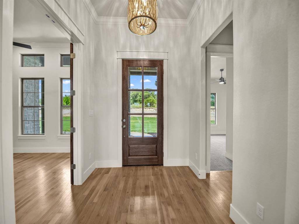 320 Tiara Trail, Fort Worth, TX 76108