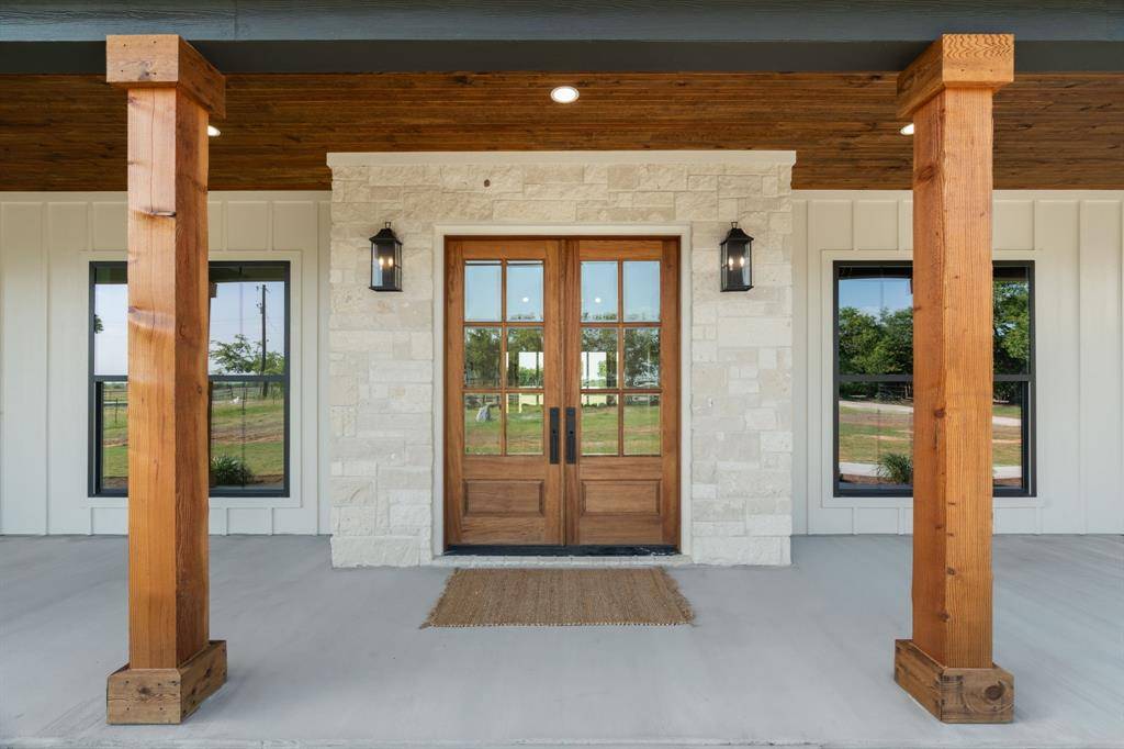 12160 Riek Road, Krum, TX 76249