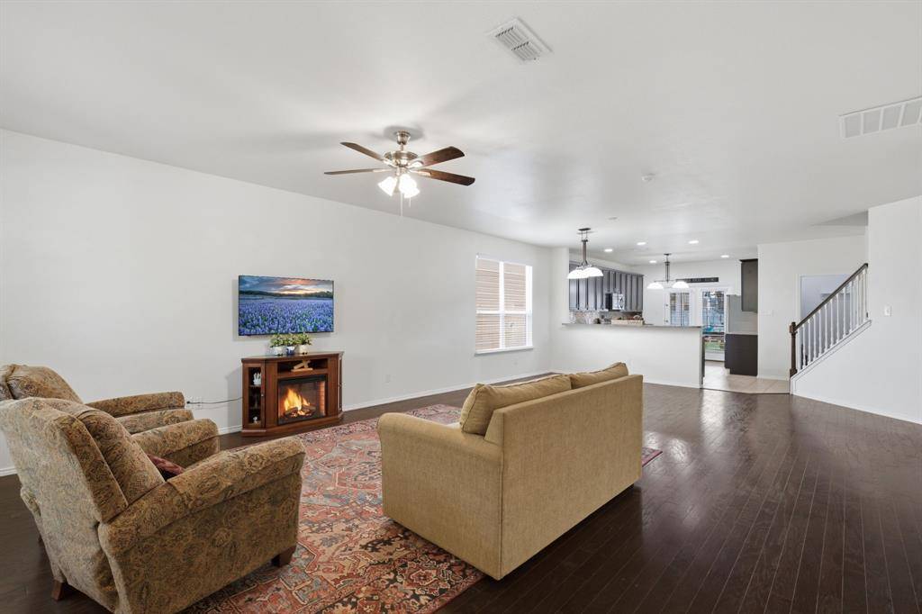 10009 Concord Drive, Providence Village, TX 76227