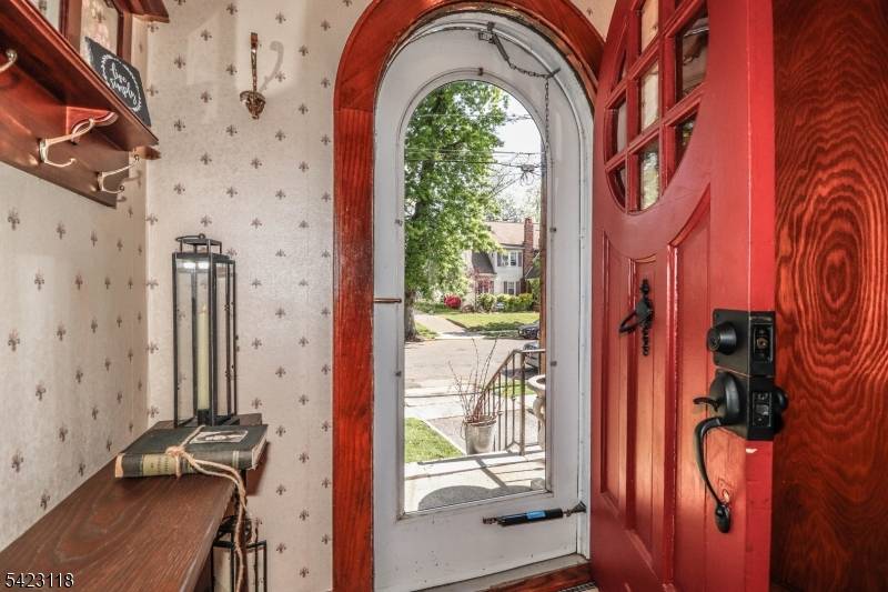 544 W Meadow Ave, Rahway City, NJ 07065