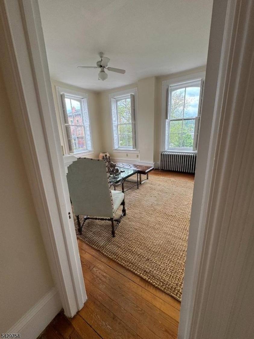 17 Bridge St #A, Frenchtown Boro, NJ 08825