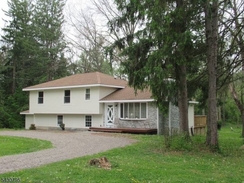 192 Bryans Rd, Washington Twp., NJ 08827
