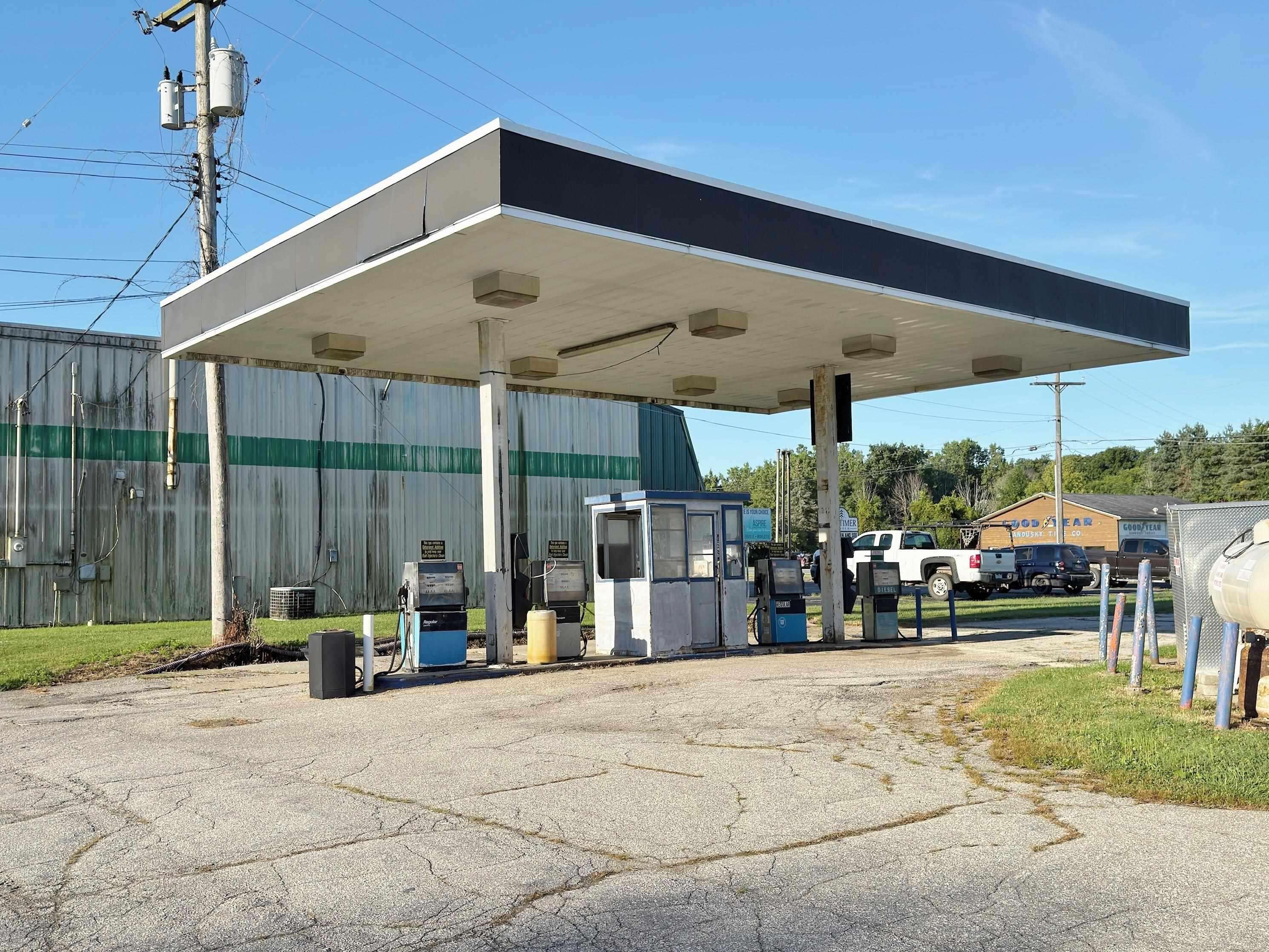 339 S Sandusky RD, Watertown Twp, MI 48471