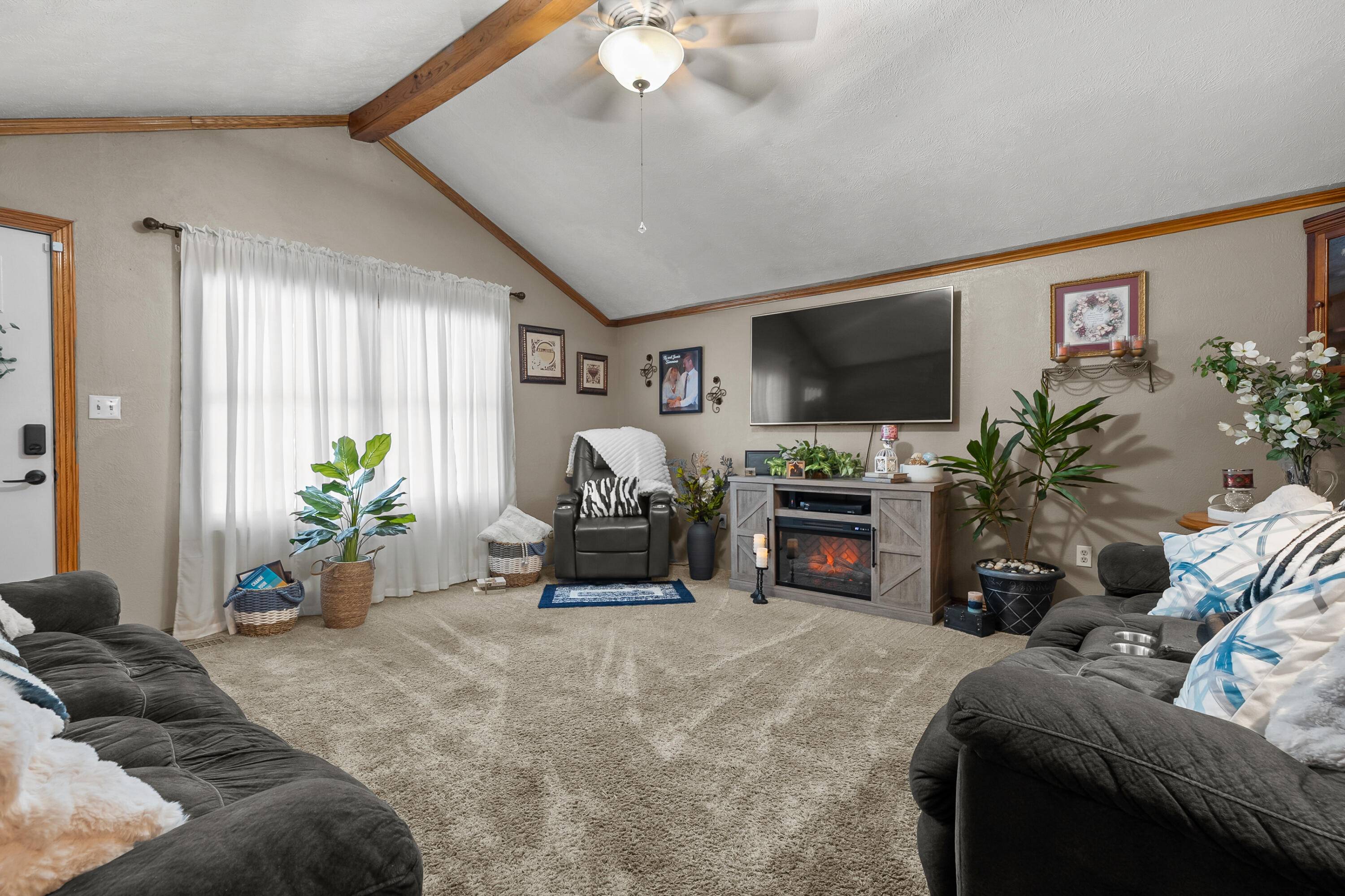 6670 Keyes RD, Assyria Twp, MI 49021