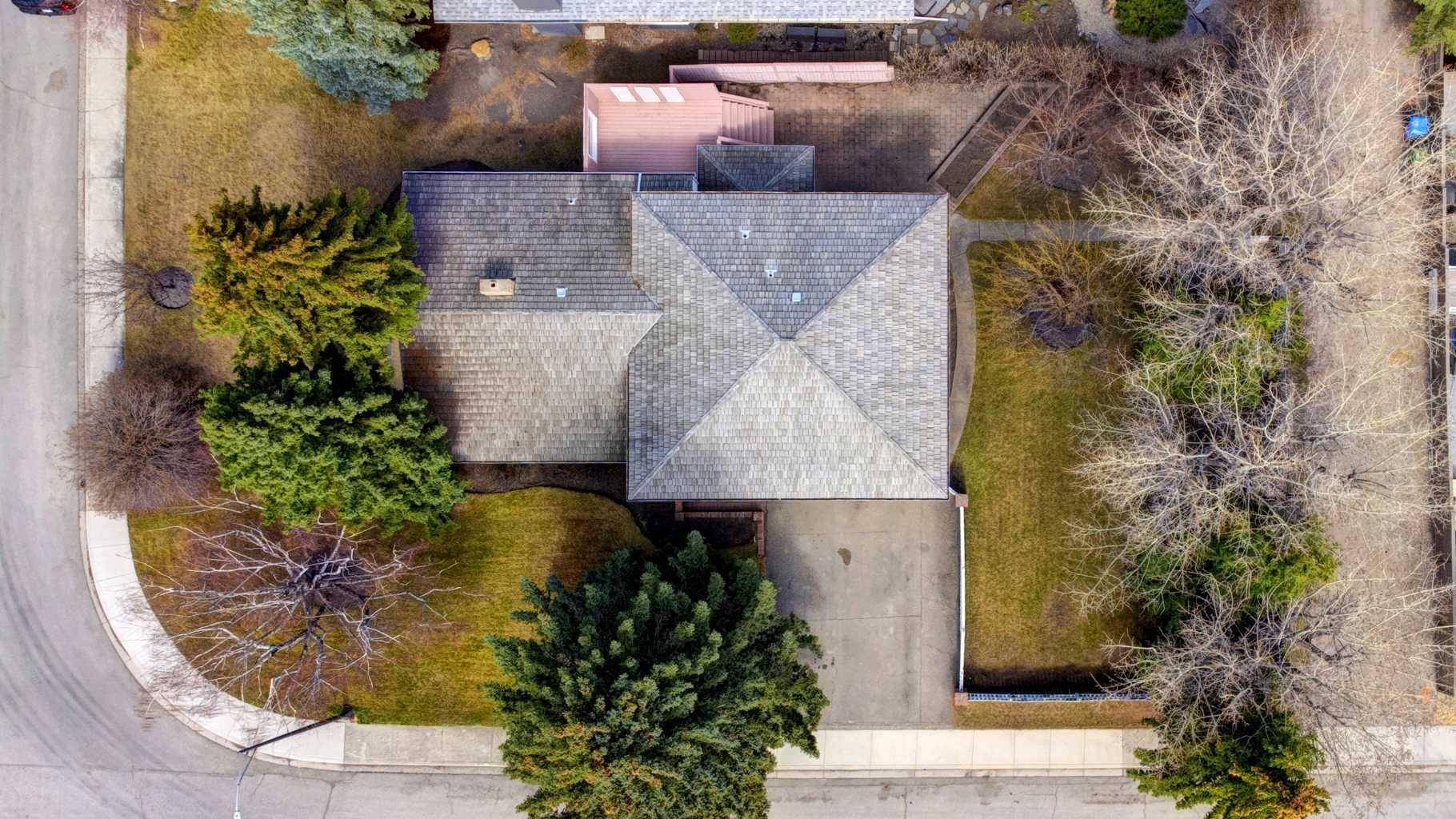 4720 Coronation DR SW, Calgary, AB T2S 1M8