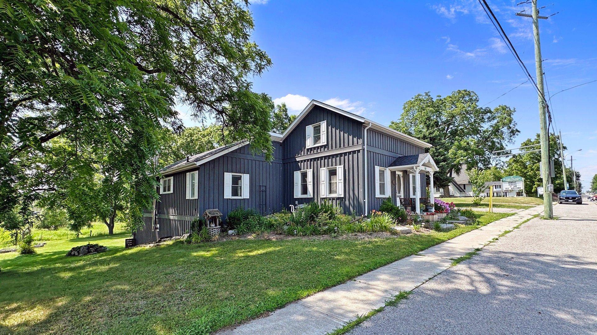 18770 Leslie ST, East Gwillimbury, ON L0G 1V0
