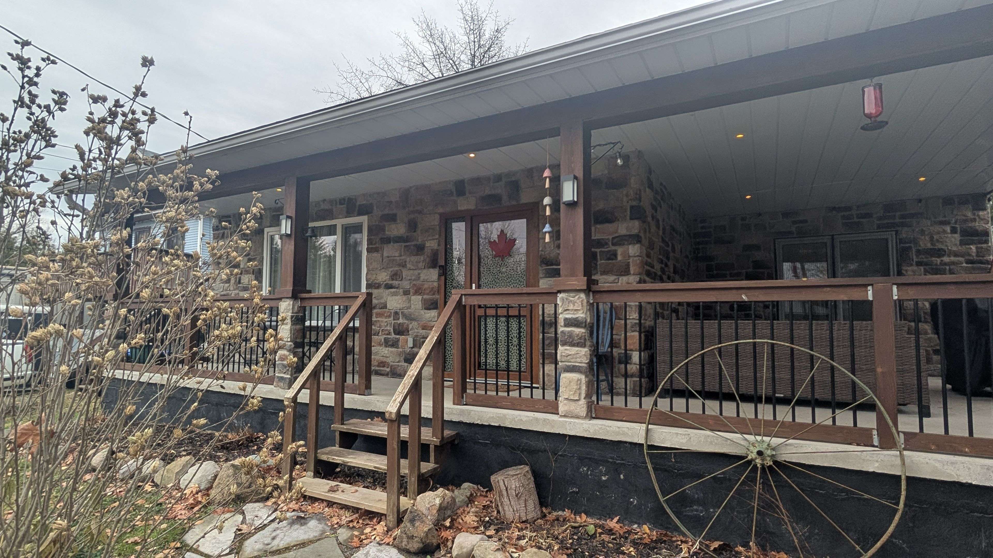 247 Poplar AVE, Tay, ON L0K 1R0