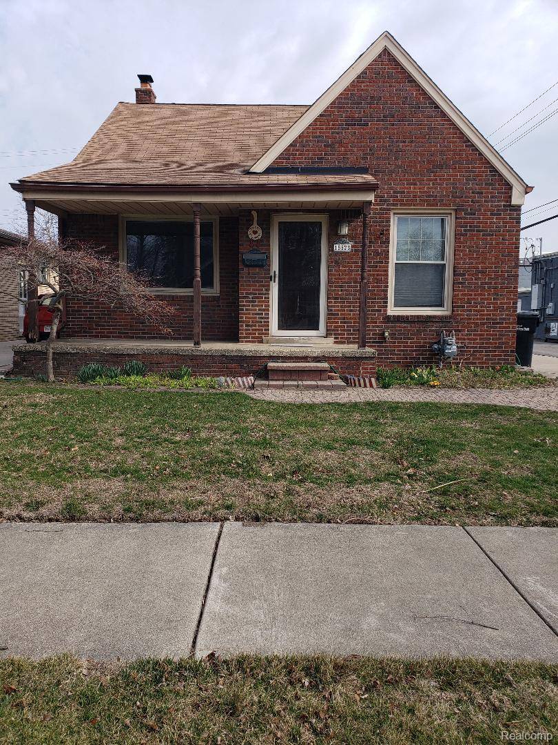 15528 Regina AVE, Allen Park, MI 48101