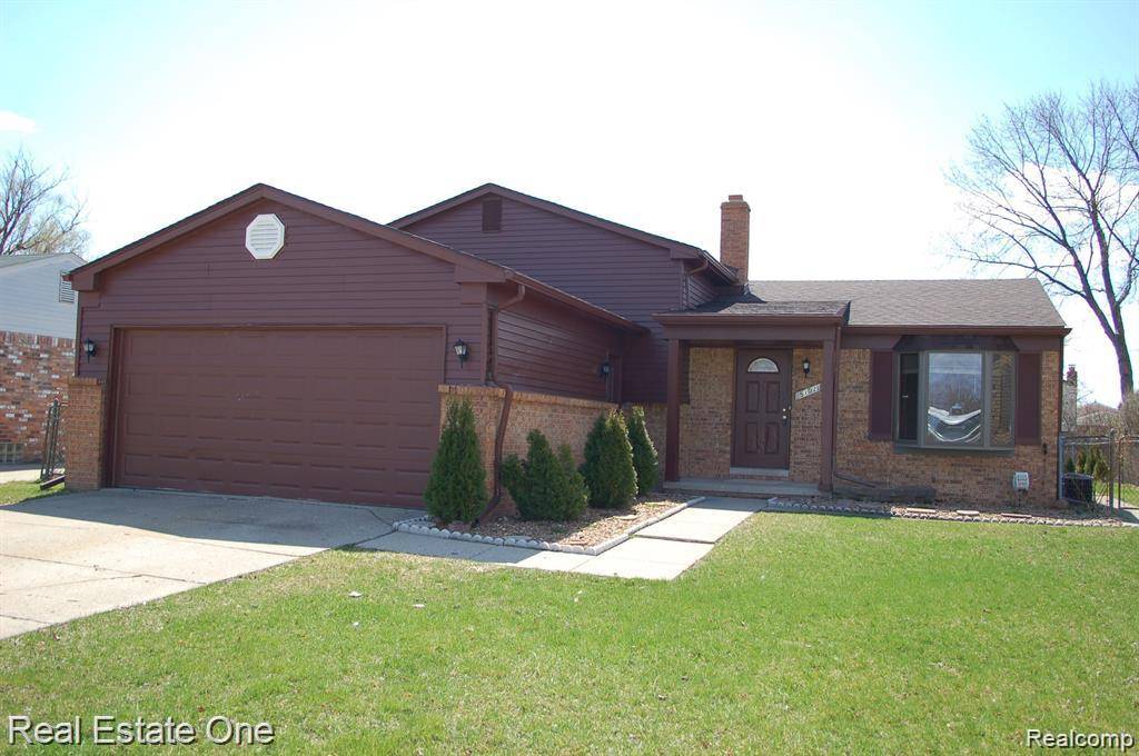 5102 Franklin Park DR, Sterling Heights, MI 48310
