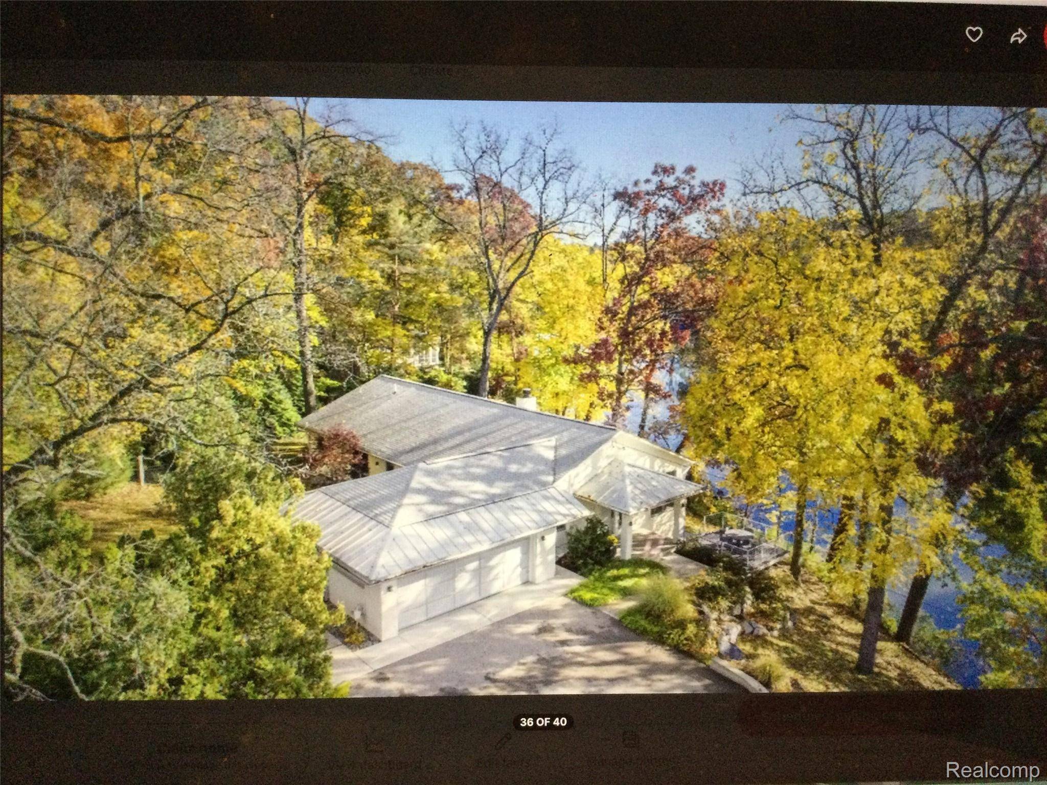 2510 Thornapple River DR SE, Cascade Charter Township, MI 49546