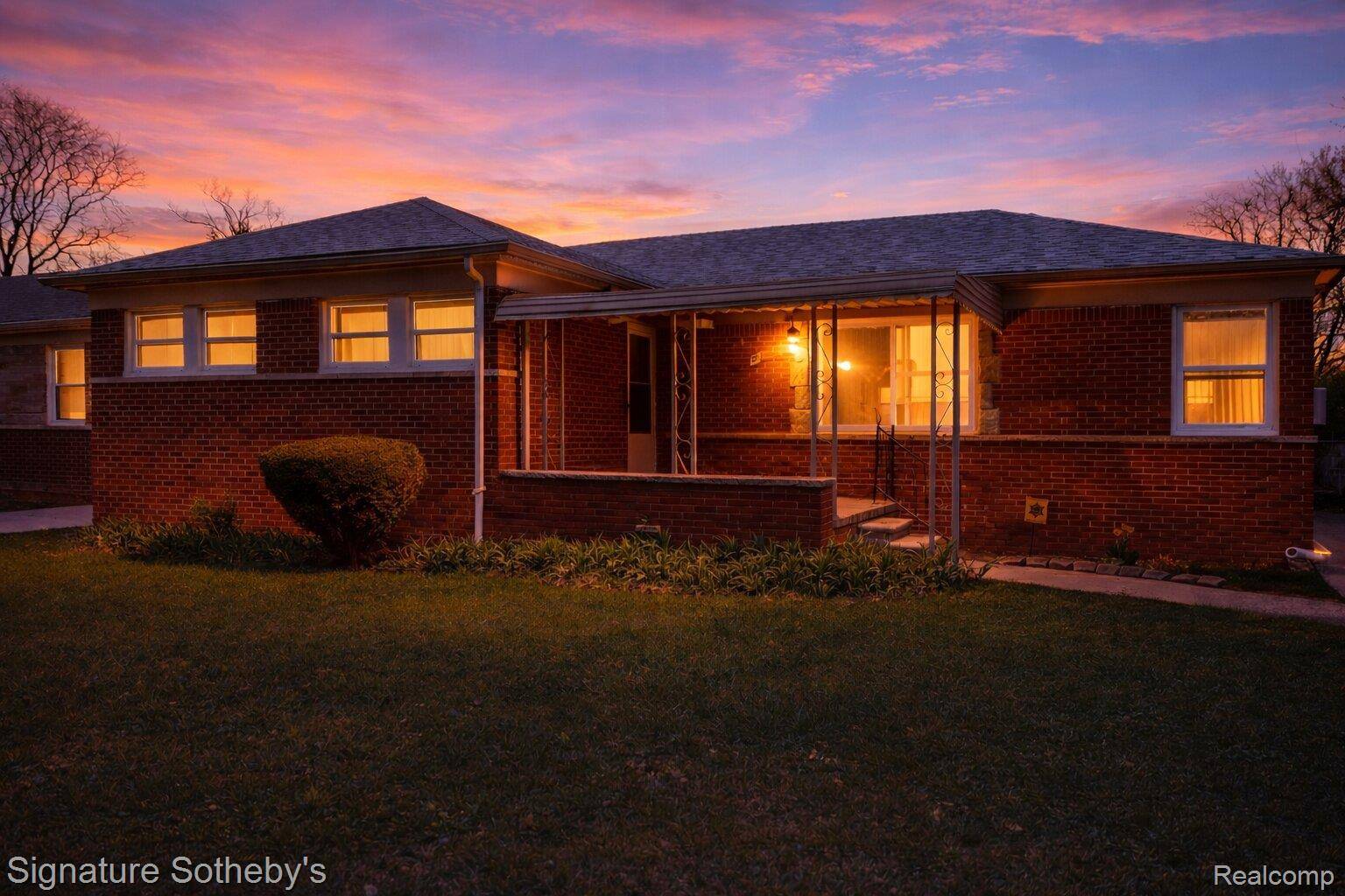 24670 Gardner ST, Oak Park, MI 48237