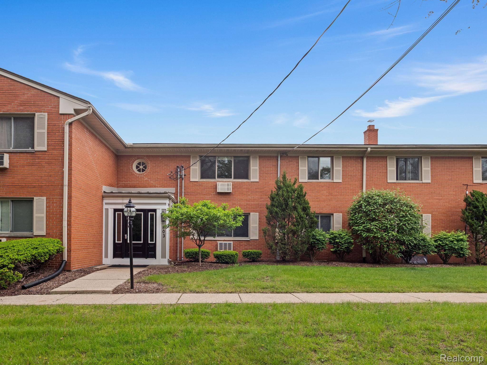 803 PLATE ST #207, Rochester, MI 48307