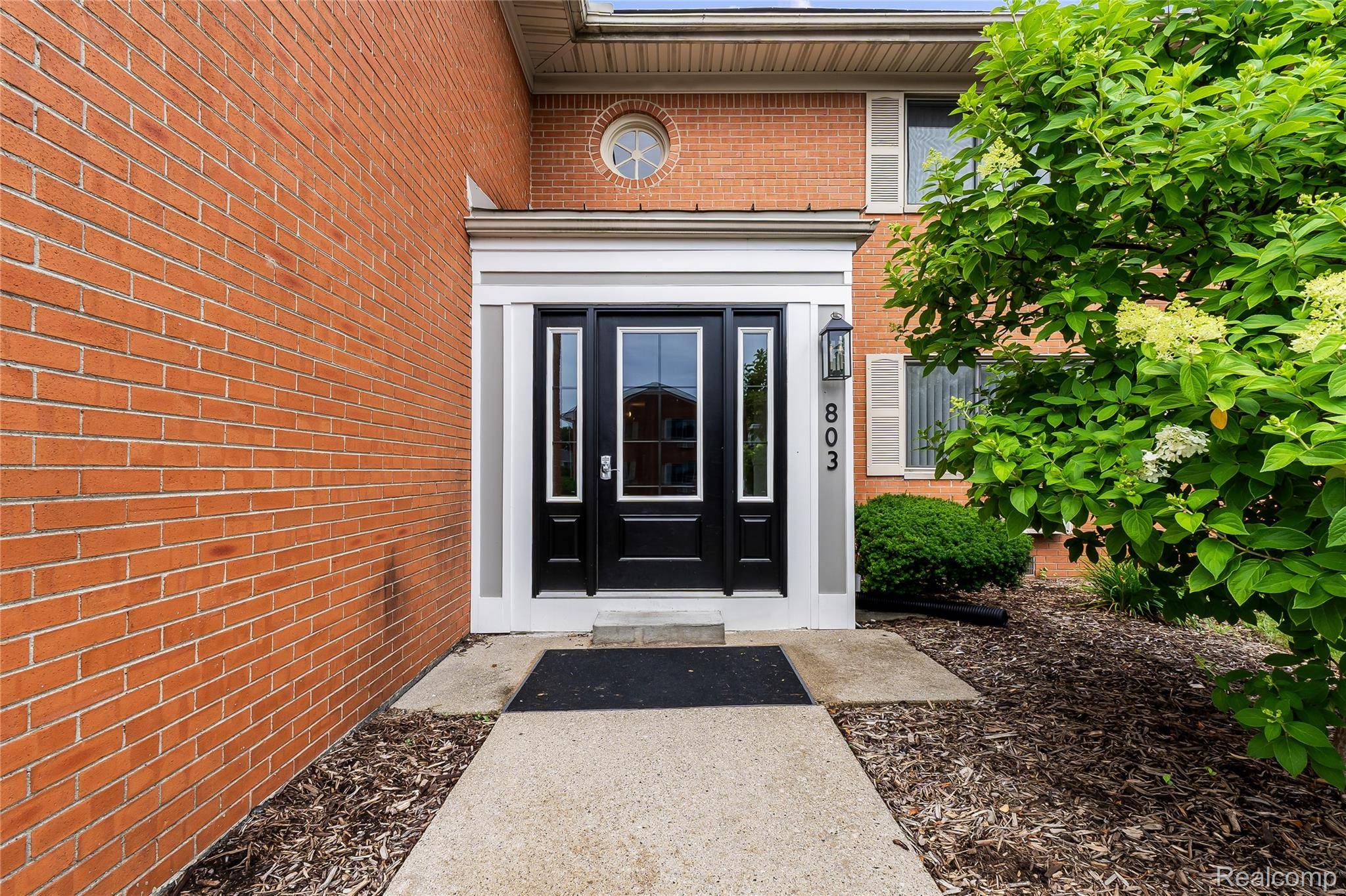 803 PLATE ST #207, Rochester, MI 48307