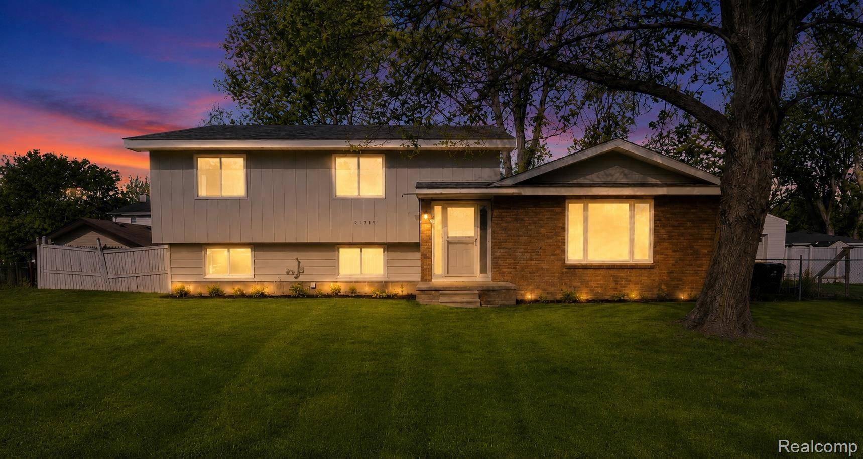21773 Rockwell ST, Farmington Hills, MI 48336