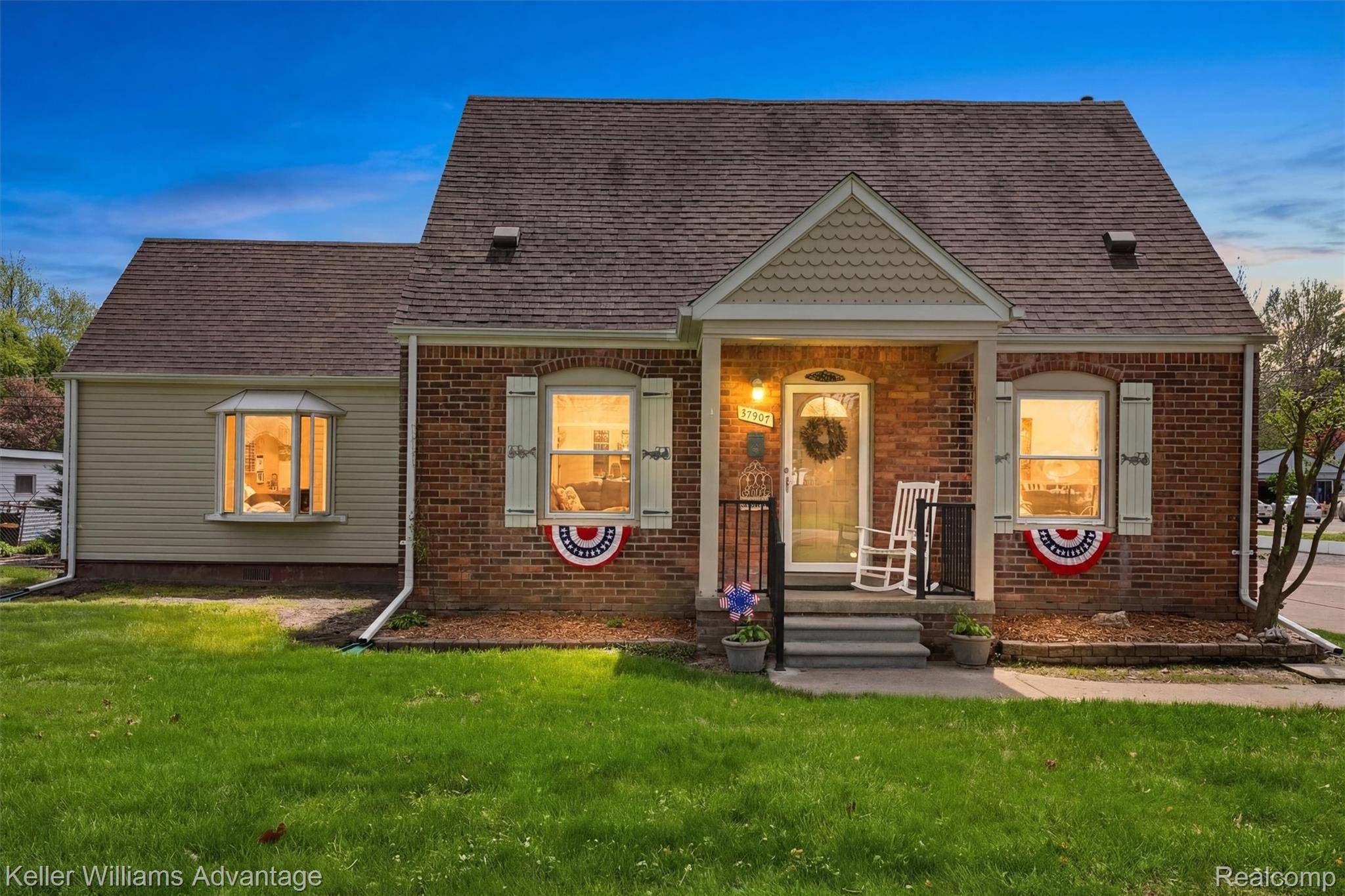 31987 Sheridan ST, Garden City, MI 48135