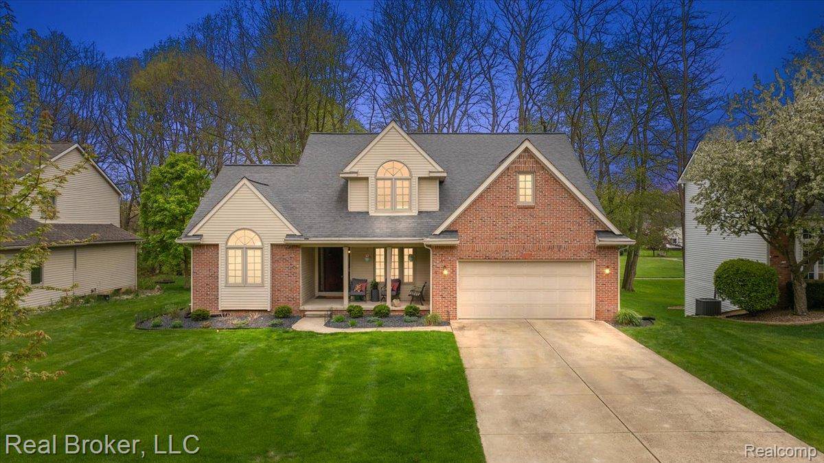 1111 Elk RUN, Marion Township, MI 48843