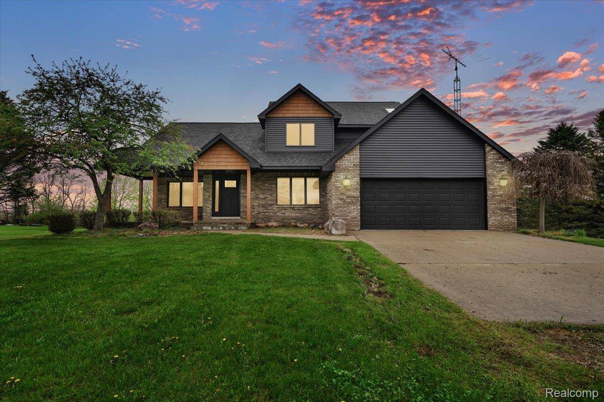 7341 Wood Pointe DR, Almont Township, MI 48003