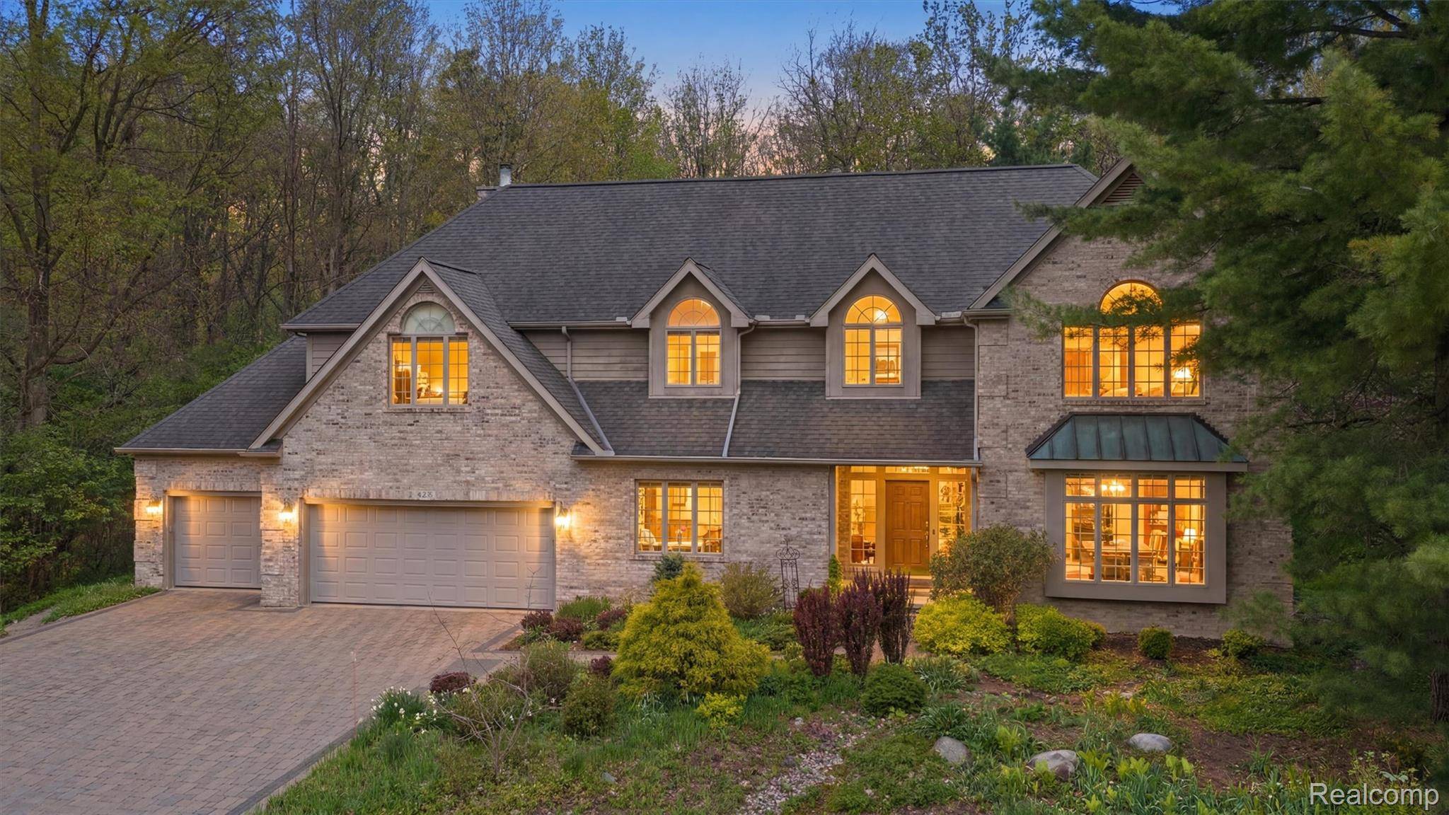 628 Green RD, Ann Arbor, MI 48105