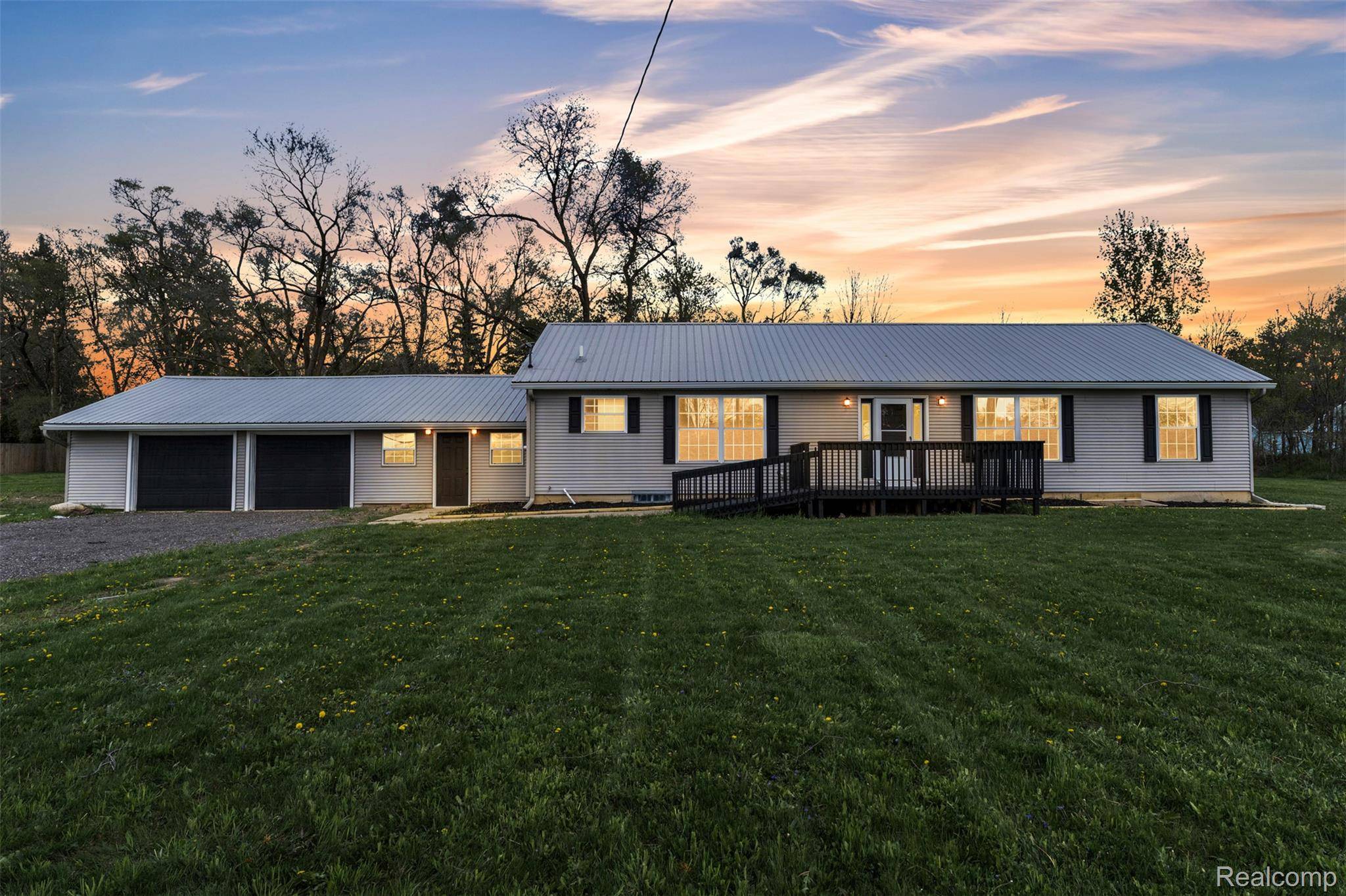 963 Dakin ST, Dansville Village, MI 48819