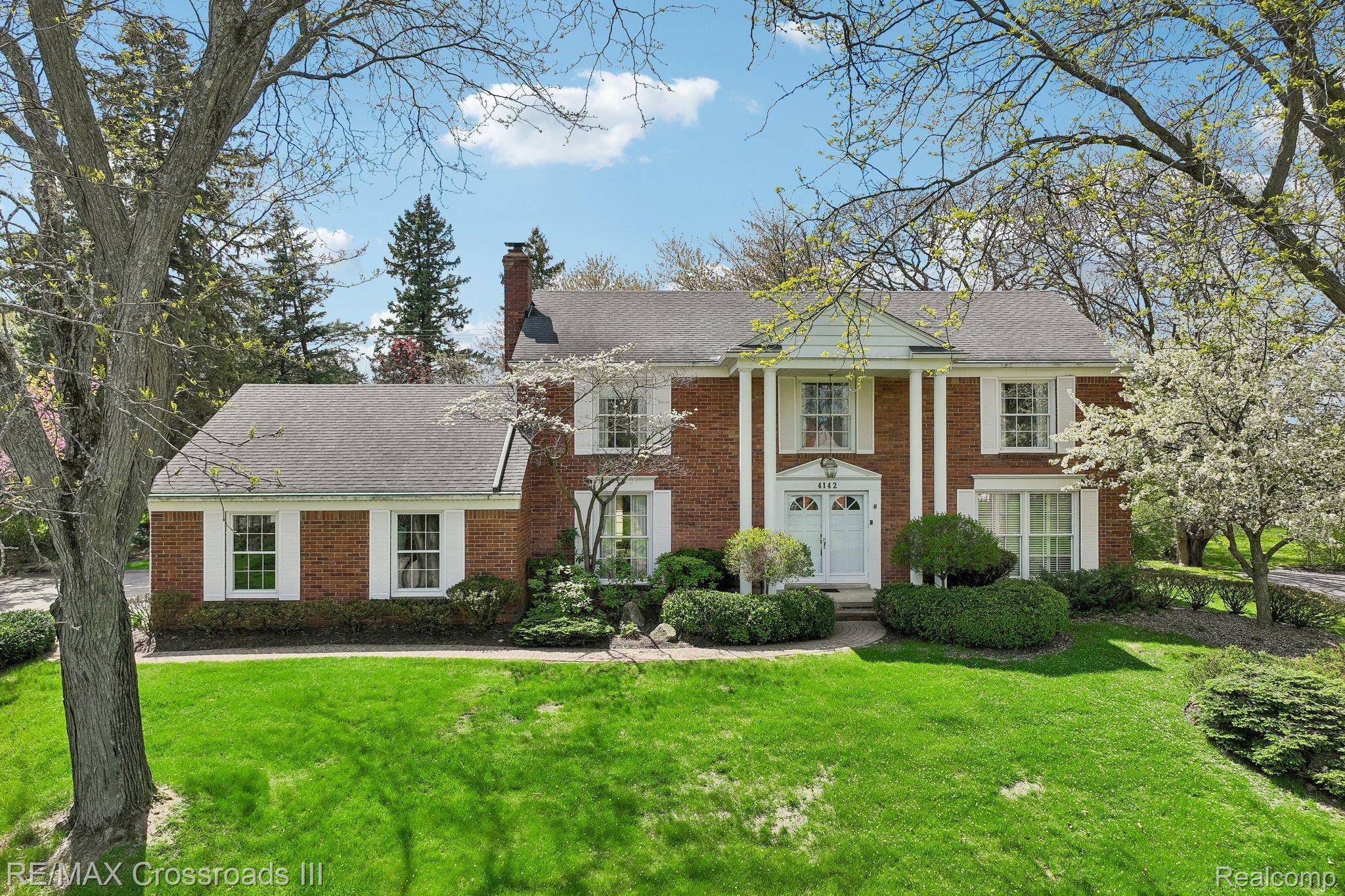 4142 Waterwheel LN, Bloomfield Hills, MI 48302