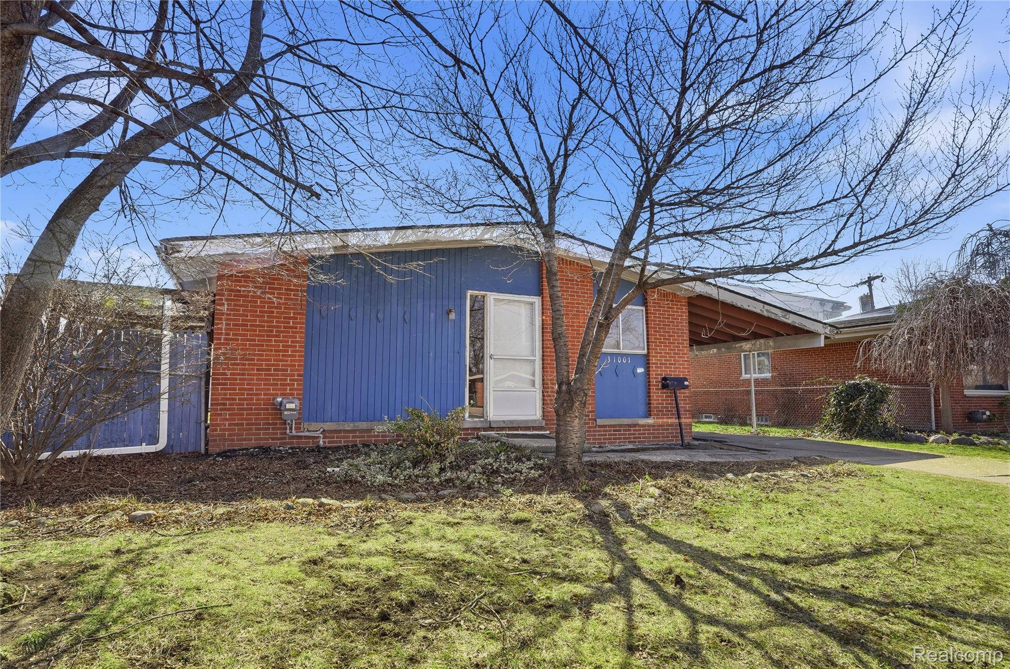 31001 Parkwood ST, Westland, MI 48186
