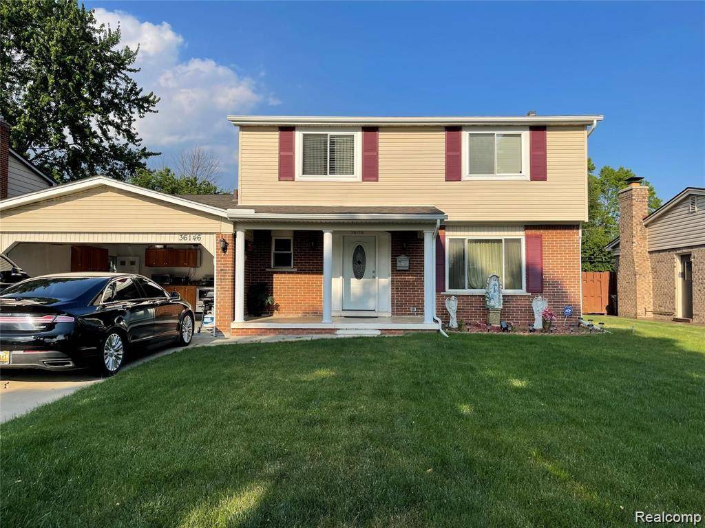 36146 Almont DR, Sterling Heights, MI 48310