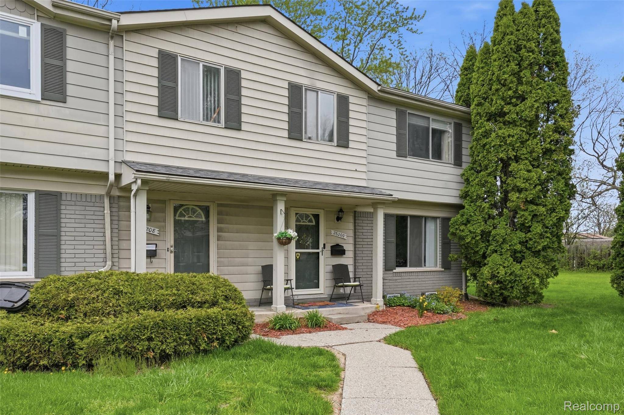 26200 Franklin Pointe DR, Southfield, MI 48034