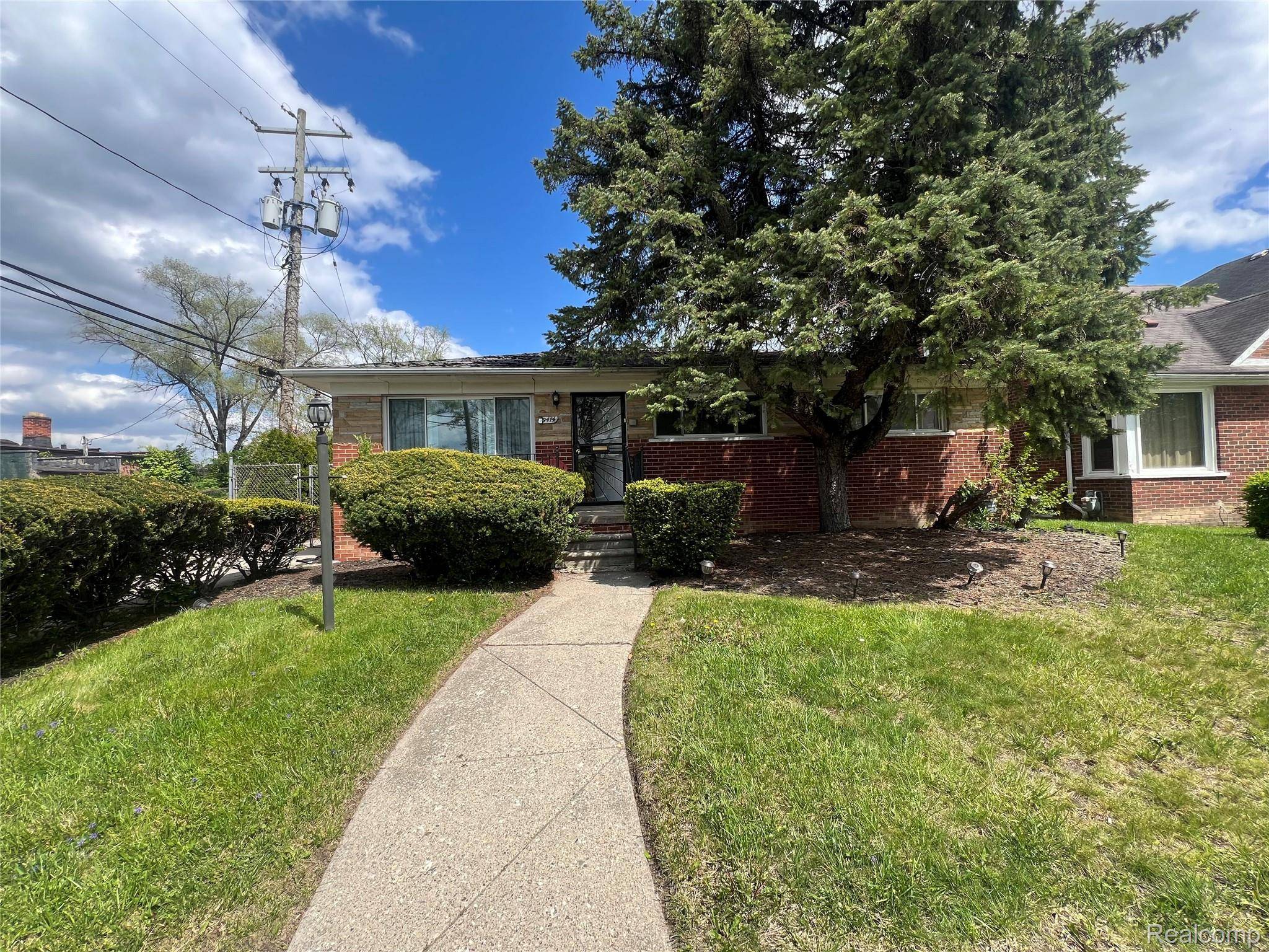 9414 Appoline ST, Detroit, MI 48228