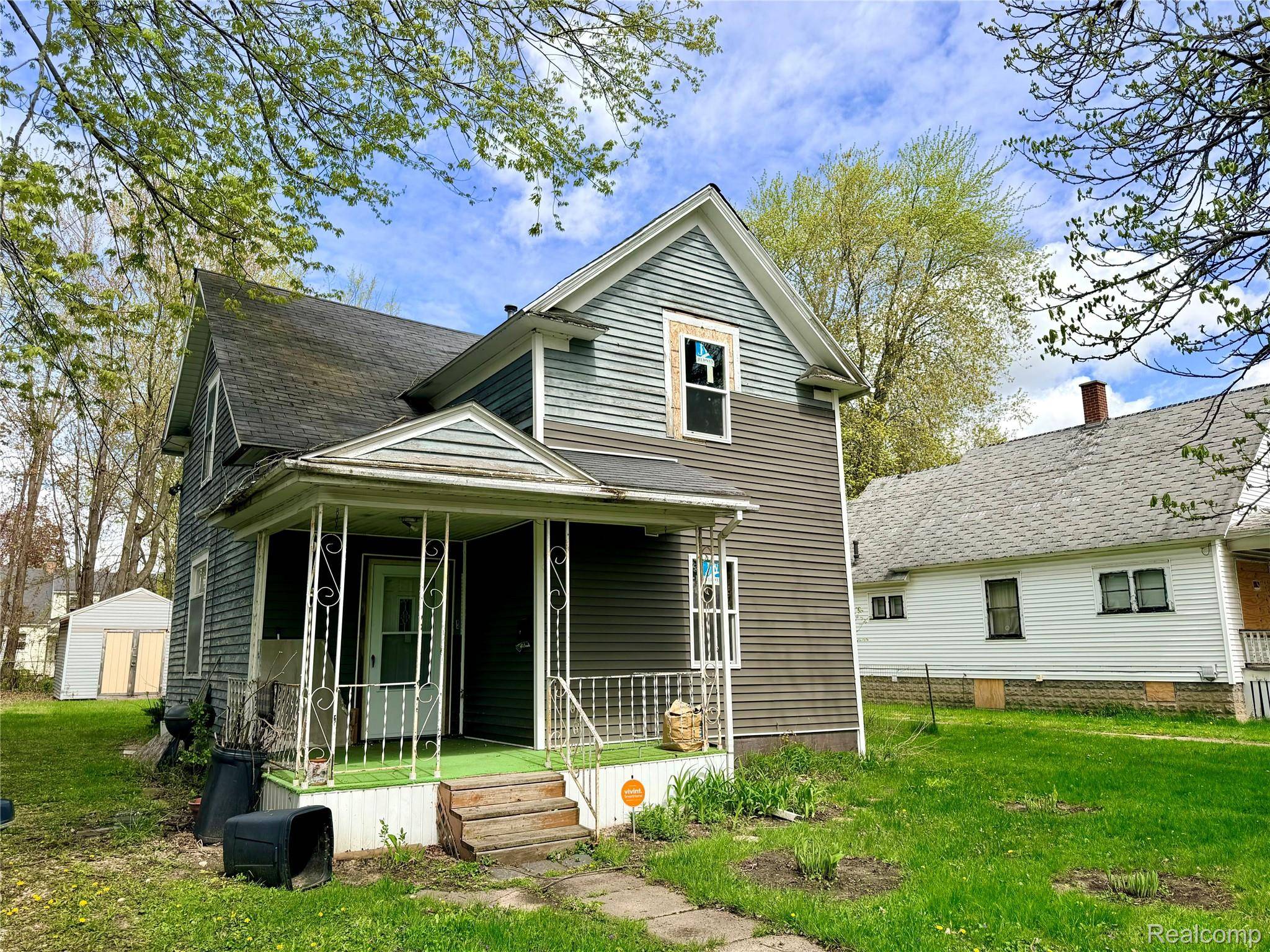 1615 S Fayette ST, Saginaw, MI 48602