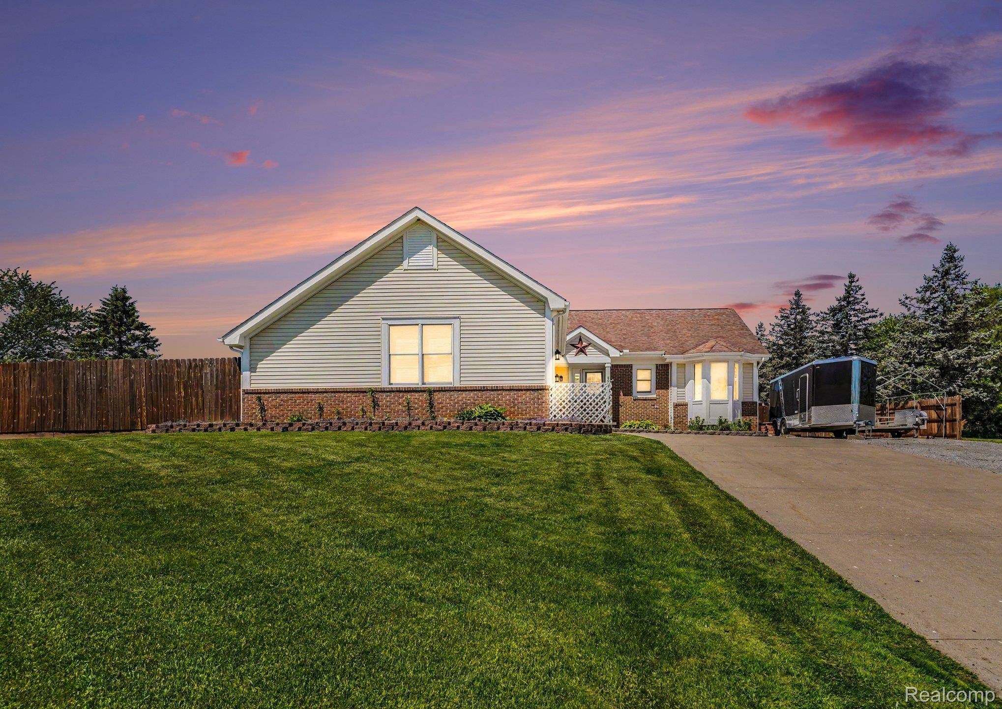 8012 Fox Hollow RD, Atlas Township, MI 48438