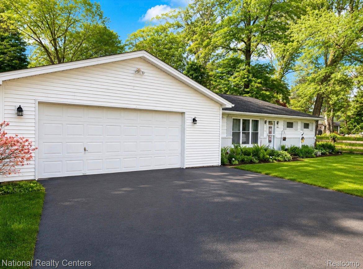 3137 Dean RD, Bedford Township, MI 48144