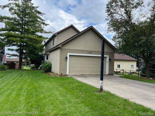 1465 BEACHLAND BLVD, Waterford Charter Township, MI 48320