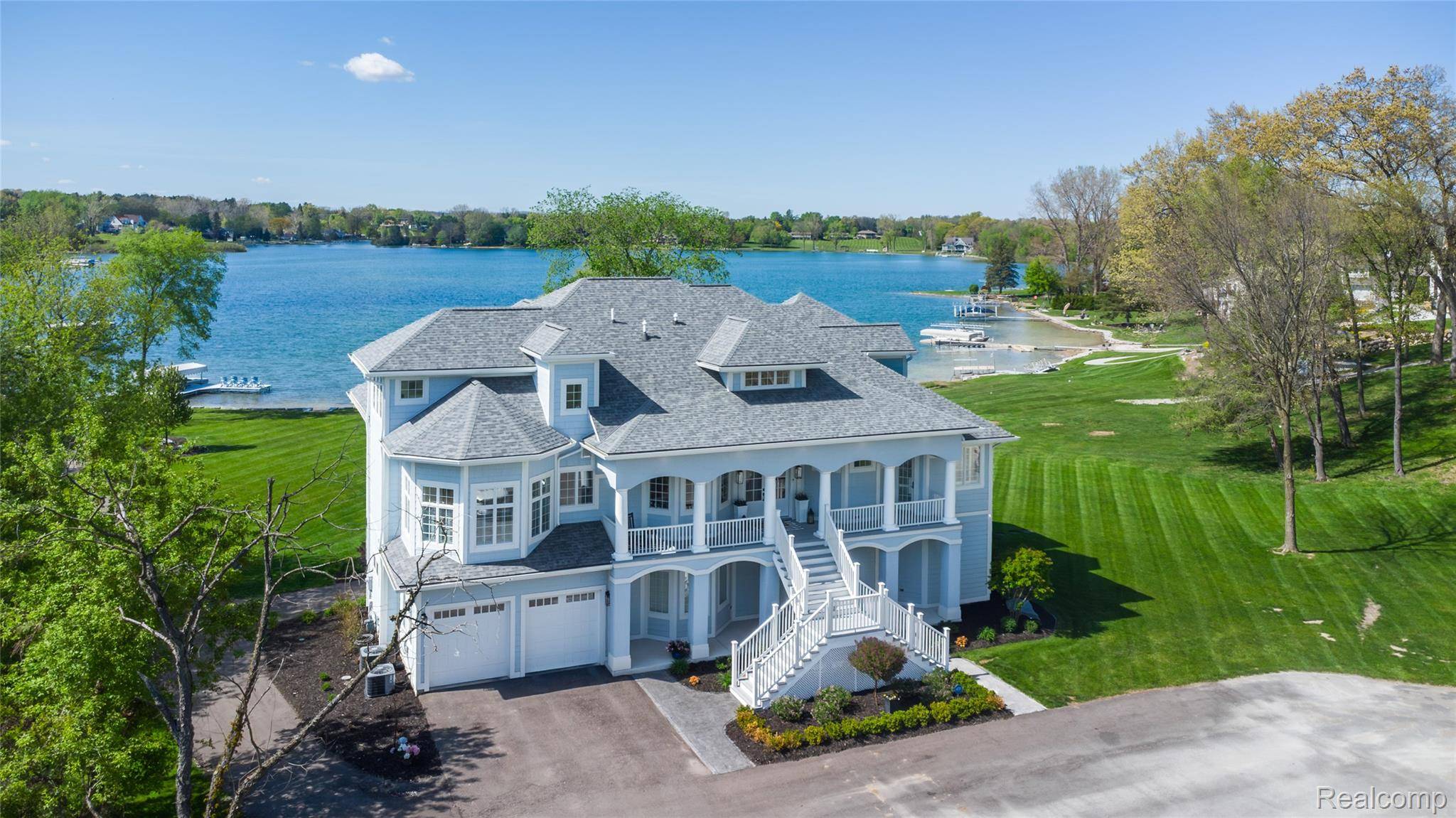 10195 Bennett Lake RD, Tyrone Township, MI 48430