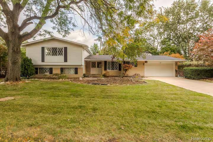 11261 Alger ST, Warren, MI 48093