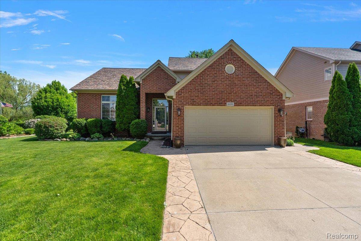 8698 Paul Drive, Washington Township, MI 48094