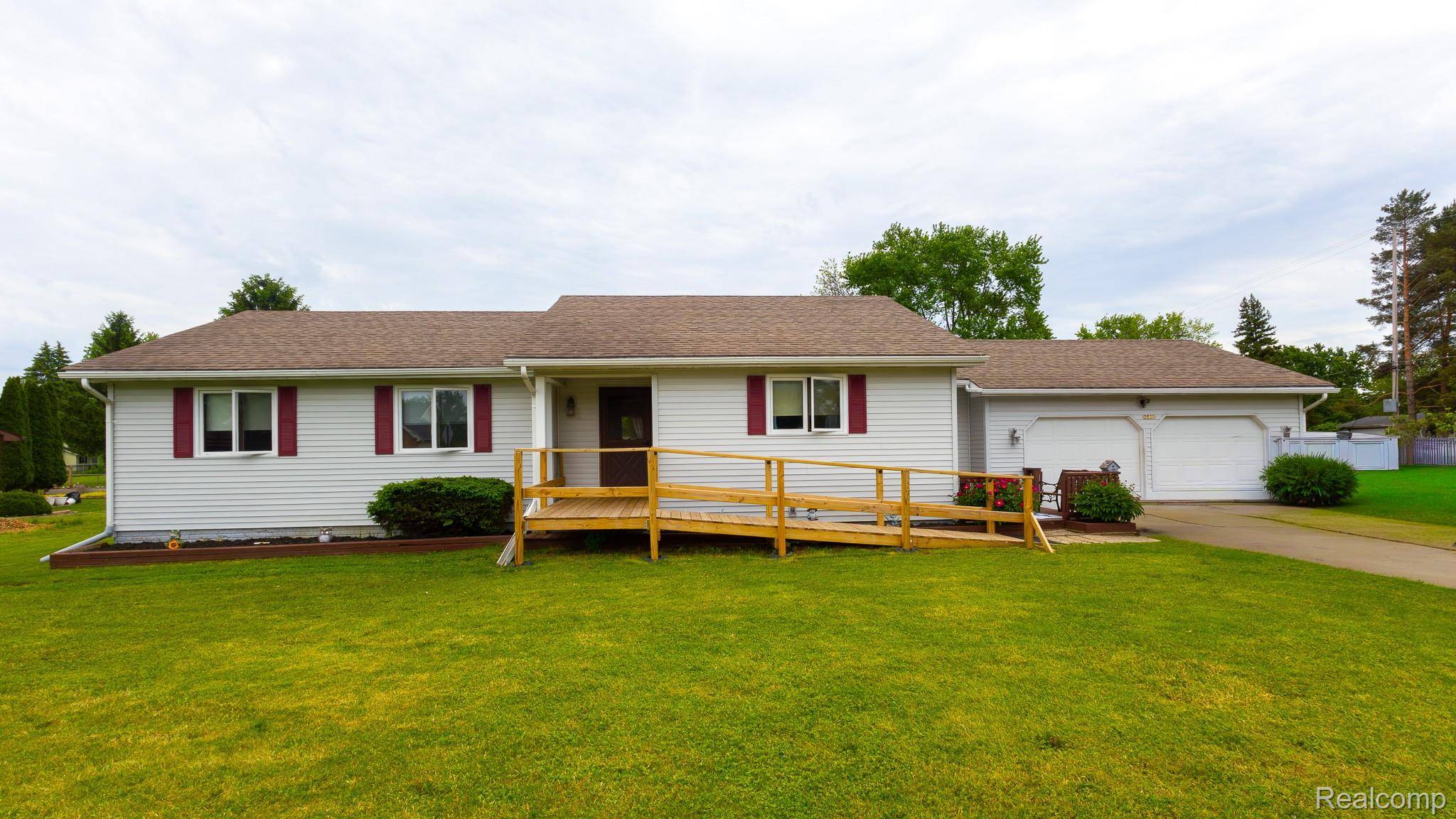 2520 Nandi Hills TRL, Flint Charter Township, MI 48473