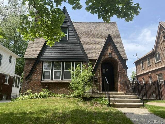 14051 Saint Marys ST, Detroit, MI 48227