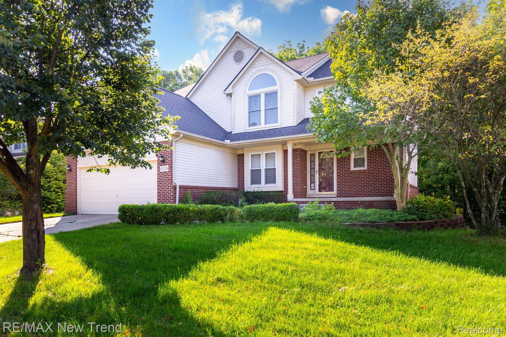 43159 Sandstone, Novi, MI 48377